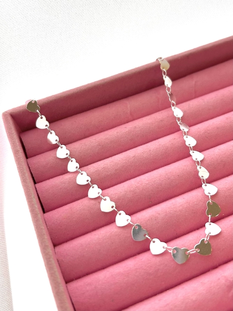 Choker corações chapinhas