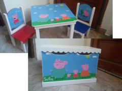 Combo Mesa Infantil + Dos Sillas + Baúl Infantil - comprar online