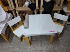 Mesa Infantil Didáctica con Tapa + 2 Sillas + Rollo Lateral - comprar online