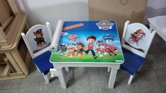 Mesa Infantil Didáctica con Tapa + 2 Sillas + Rollo Lateral - Crecer en colores