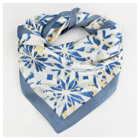 PAÑUELO DE SEDA ESTAMPADO 70 X 70 (PÑ09)