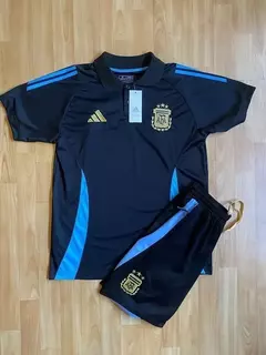 Conjunto Chomba y Bermuda con Cierre Afa Scaloni Argentina 2025 - comprar online