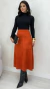 Conjunto: Blusa Preta Básica Feminina Canelada Gola Alta Manga Longa + Saia Terracota Feminina Midi Em Suede Com Fenda E Ziper - loja online