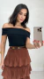 Conjunto: Blusa Preta Feminina Canelada Ombro a Ombro + Saia Caramelo Midi Babados na internet