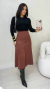 Conjunto: Blusa Preta Feminina Básica Manga Longa Em Algodão Gola Redonda + Saia Marrom Feminina Em Suede Midi - loja online