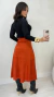 Conjunto: Blusa Preta Básica Feminina Canelada Gola Alta Manga Longa + Saia Terracota Feminina Midi Em Suede Com Fenda E Ziper - comprar online