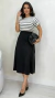 Conjunto: Blusa Preta Feminina Listras Básica + Saia Preta Feminina Midi Em Suede - loja online