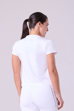 Camiseta Keep Cool Decote V - Uv50 | Branco | Authen - comprar online