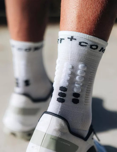 Meia de Compressao Cano Medio - Pro Marathon Socks V2.0 - loja online