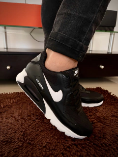 Airmax 90 black & white *20% OFF efectivo o transferencia