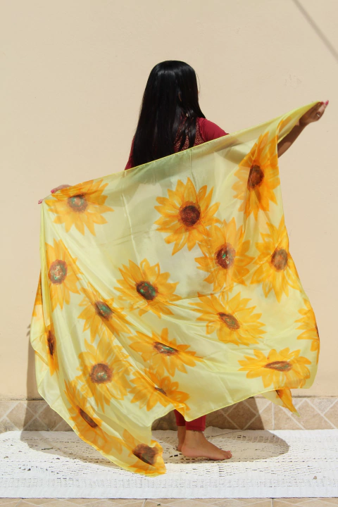 Véu Em Seda Pura Pintado à Mão - Girassóis