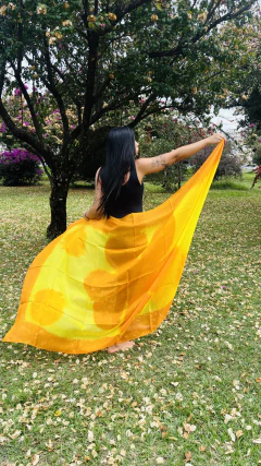 Véu Em Seda Pura Pintado à Mão - Amarelo com Laranja Estilizado - comprar online