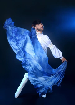 Véu de Babado em Seda Pura - Pintado a Mão na internet