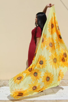 Véu Em Seda Pura Pintado à Mão - Girassóis - Tetessouto | Véus de Seda