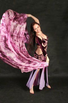 Véu Em Seda Pura Pintado à Mão - Bordeaux Mesclado - loja online