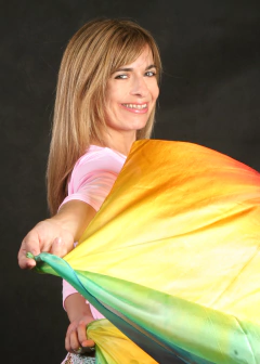 Véu Em Seda Pura Pintado à Mão - Arco-íris de Sol - Tetessouto | Véus de Seda