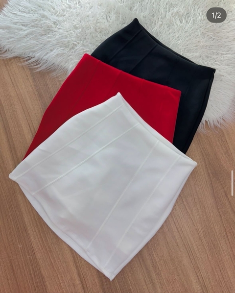 Shortinho saia listra