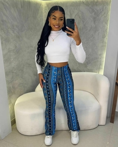 Calça flare estampada - loja online
