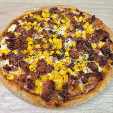 Pizza congelada de milho e bacon (25cm) • 600g - comprar online