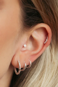 Piercing Ponto de Luz Cravejado - comprar online