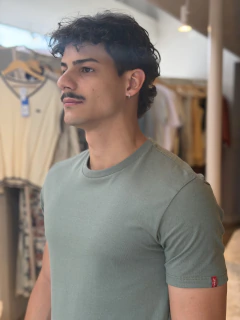 CAMISETA MASCULINA LEVI'S SLIM TAB TEE - loja online
