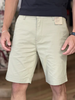 BERMUDA MASCULINA LEVI’S® XX CHINO III na internet
