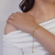 Pulsera Florecita Dorada en internet