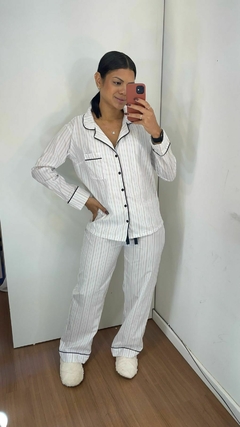 Branco listrado - PIJAMA CHIC