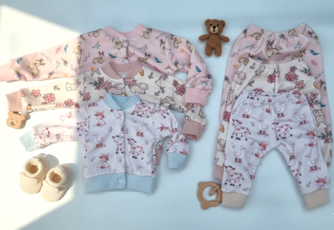 Conjunto de plush estampado beba - comprar online