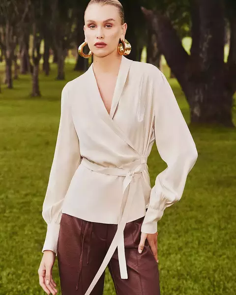 BLUSA VISCOSE ACETIN C/DET TRANSPASSADO KARMANI