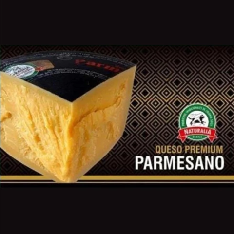Queijo Parmesão Uruguaio Granja Naturalia Premium - Aproximadamente 1kg