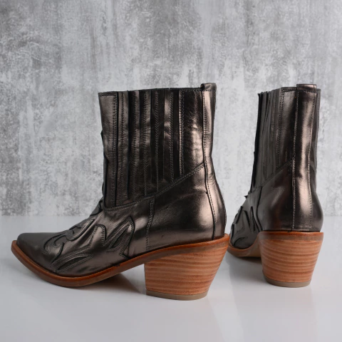 Botas Bella cuero peltre