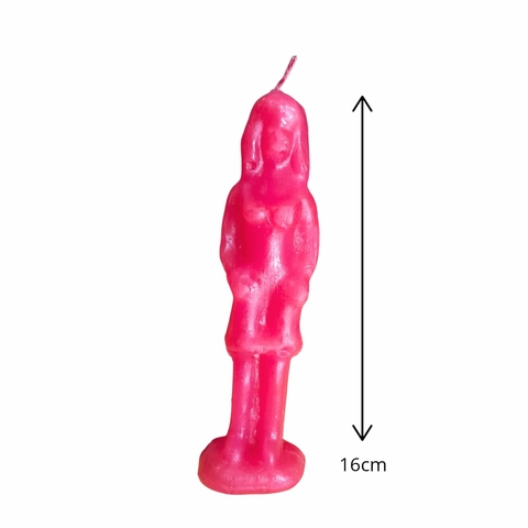 Vela de Magia em formato de mulher vermelha 16 cm da loja 7 Folhas, usada em rituais espirituais, Umbanda e Candomblé, destacando o formato feminino e cor intensa.