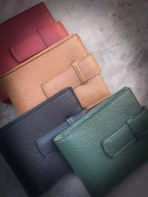 Billetera Premium con tirante