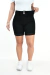 Shorts Jeans Feminino - Meia Coxa 2 Botões Preto na internet
