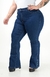 CALÇA JEANS PLUS SIZE - FLARE BLUE BOTÕES FORRADOS - comprar online