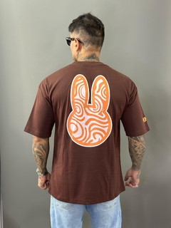 Camiseta Bunny Marrom - CM MODA MASCULINA