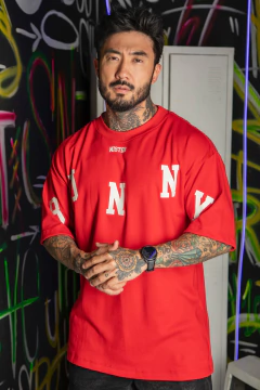 Camiseta Oversized Bunny Vermelha - CM MODA MASCULINA