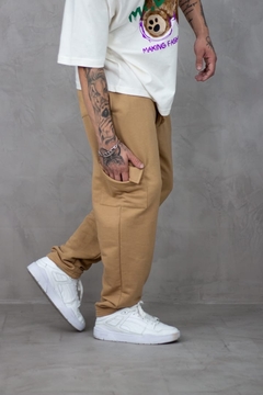 Calça Moletinho Bege Cargo - comprar online