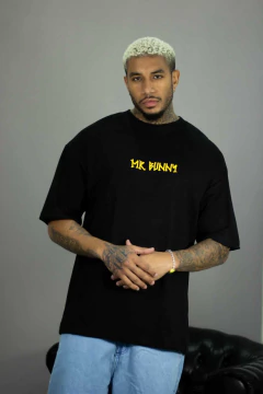 Camiseta Mr Bunny Oversized Preta Suedine - comprar online