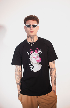 T-shirt Preta BUNNY - CM MODA MASCULINA