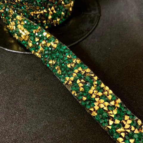 Galón con Strass Termoadhesivo - 15mm - comprar online
