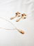 Conjunto Flor com Gota Folheado em Ouro 18K