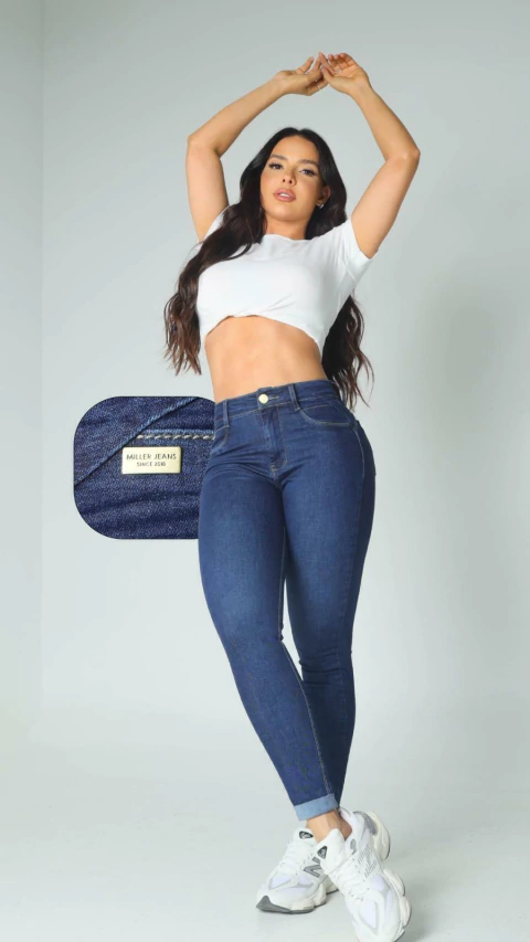 Calça Jeans Miller Com Barra Dobrada - Empina Bumbum