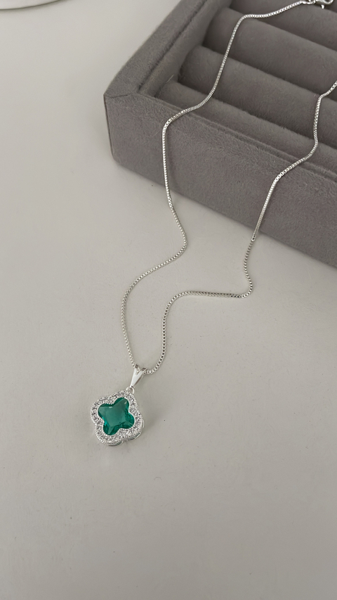 Colar trevo turmalina