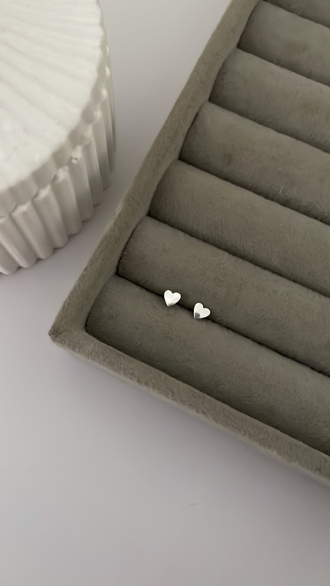 Brinco em Prata mini coração