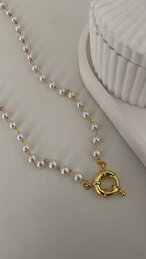 Colar pérolas elegante