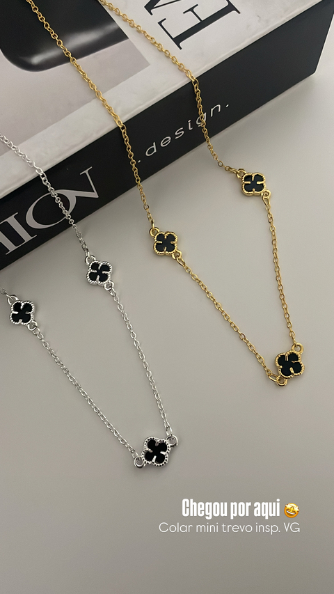 Colar mini trevo