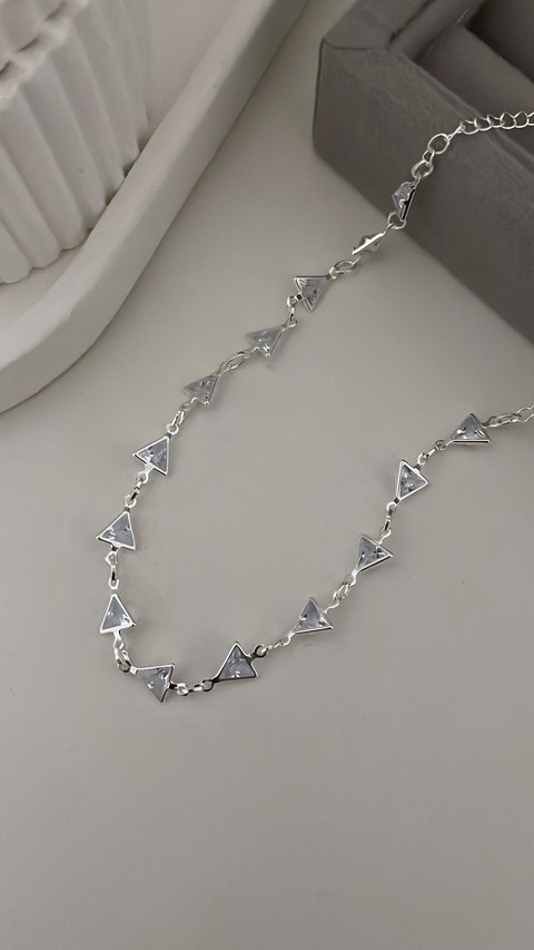 Choker crystal