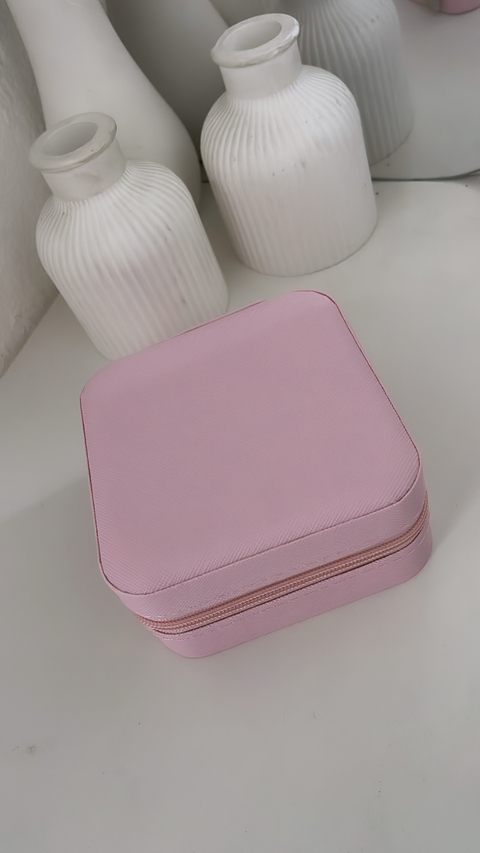 Porta joias rosa bebe